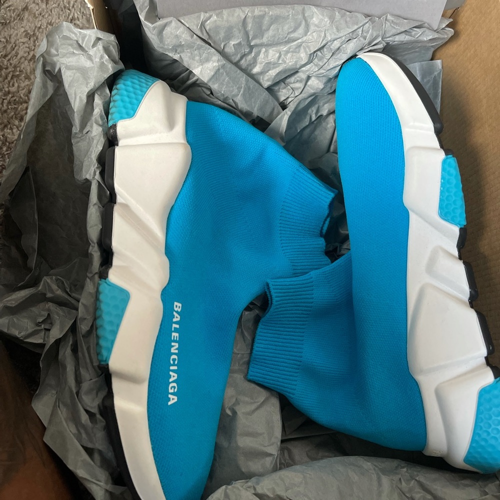 Balenciaga shoes size 5